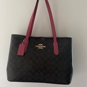 Coach Avenue handbag